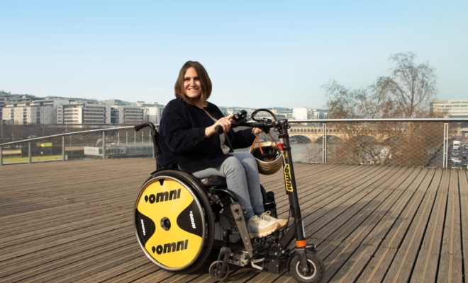 Trotinette troisième roue fauteuil roulant, omni, midi santé castelnaudary